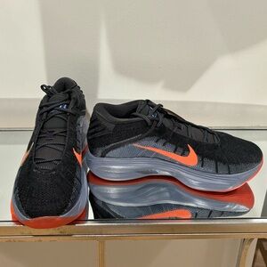 NWT Nike G.T. Hustle 3